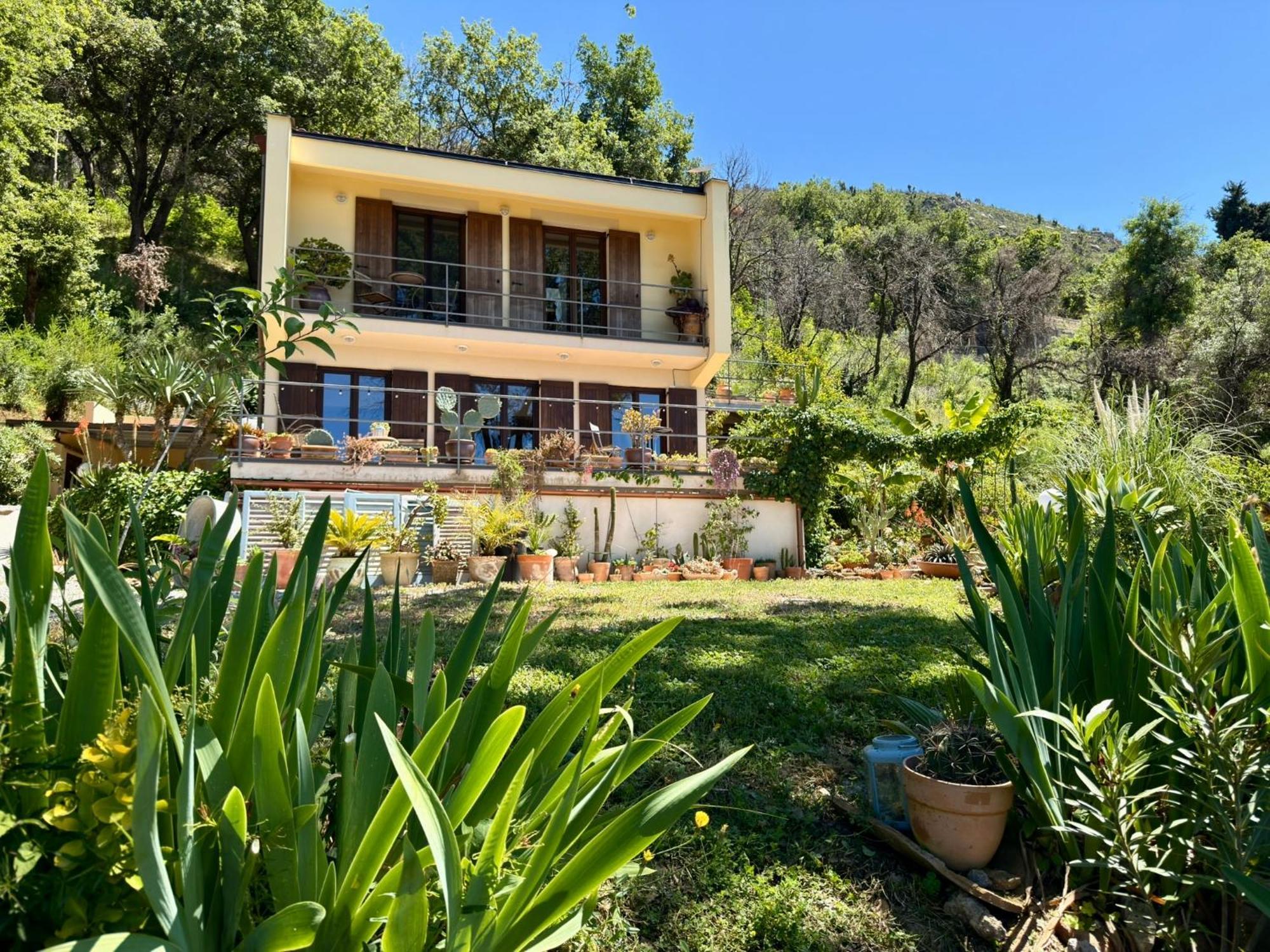 Cefalu Forest Hideout Exterior photo